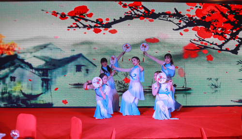 大禹漢光2018年“同心同行，共創(chuàng)未來”主題年會圓滿成功